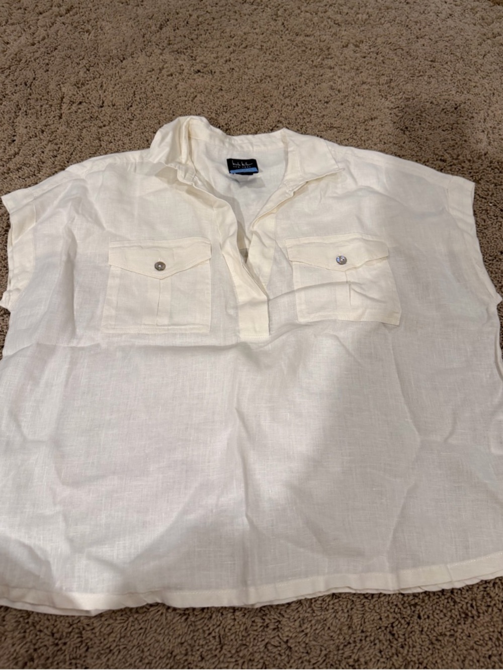 Nicole miller white linen button down with pockets